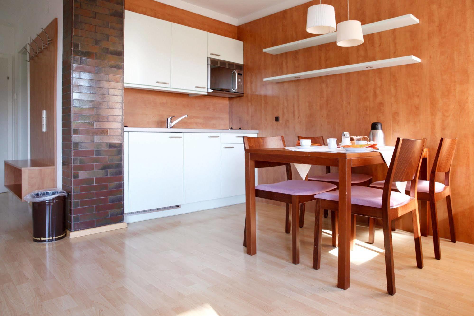קיוטשכן אם סי Sonnenhotel Hafnersee מראה חיצוני תמונה